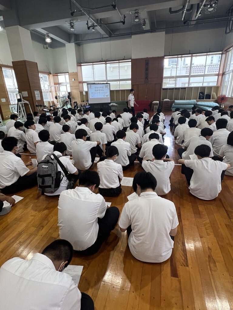 八重山商工　男子制服 制服紹介】八重山商工高校(沖縄県石垣市) 沖縄県の離島石垣島に位置